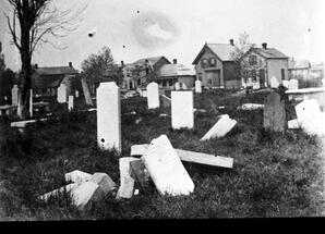 Frontenac Park cemetery - V23 Cem-Fron-8