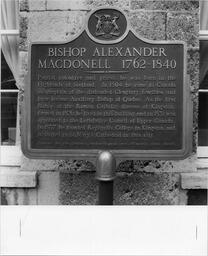 Monuments - Bishop Alexander Macdonell - V23 Mon-Macdonell-1