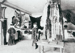 McKay Furs (Interior)