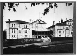 Kingston Psychiatric Hospital - South Cottage - Exterior - V23 PuB-KPH-South/Cot-2