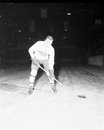 Nylon Club Hockey Player in Old Jock Harty Arena - V25.5-6-463
