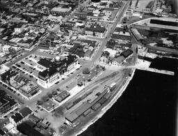 Kingston City Hall looking N.W. from waterfront corner of Clarence to Princess St. - V25.6-1-4-36