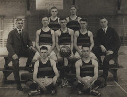 Basketball, 1922 - V28 A-Bask-1922-2