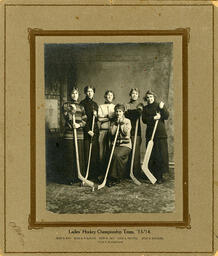 Hockey - V28 A-Hock-1914-2